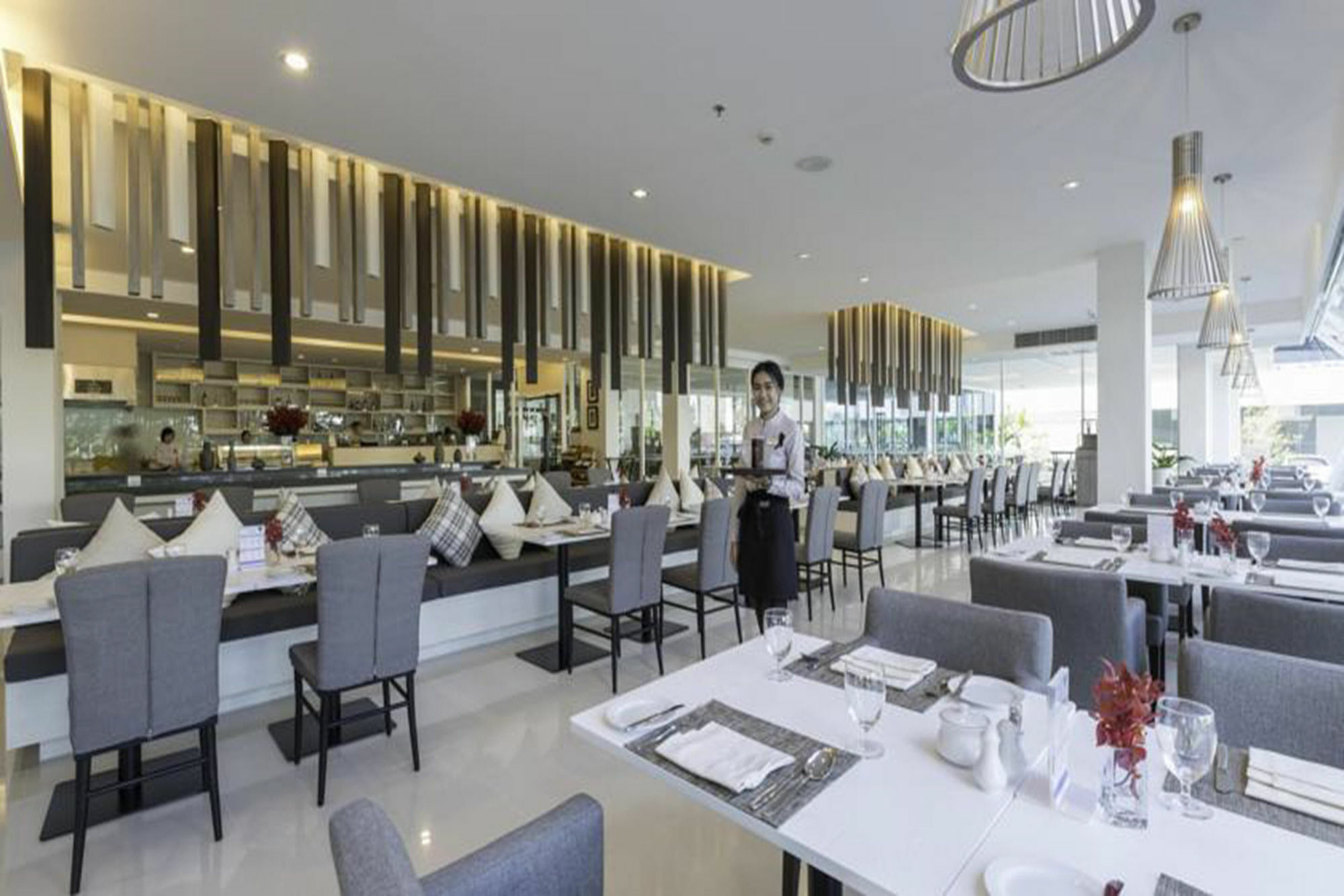 Kantary Hotel And Serviced Apartment, Amata, Bangpakong Ban Tamru Kültér fotó