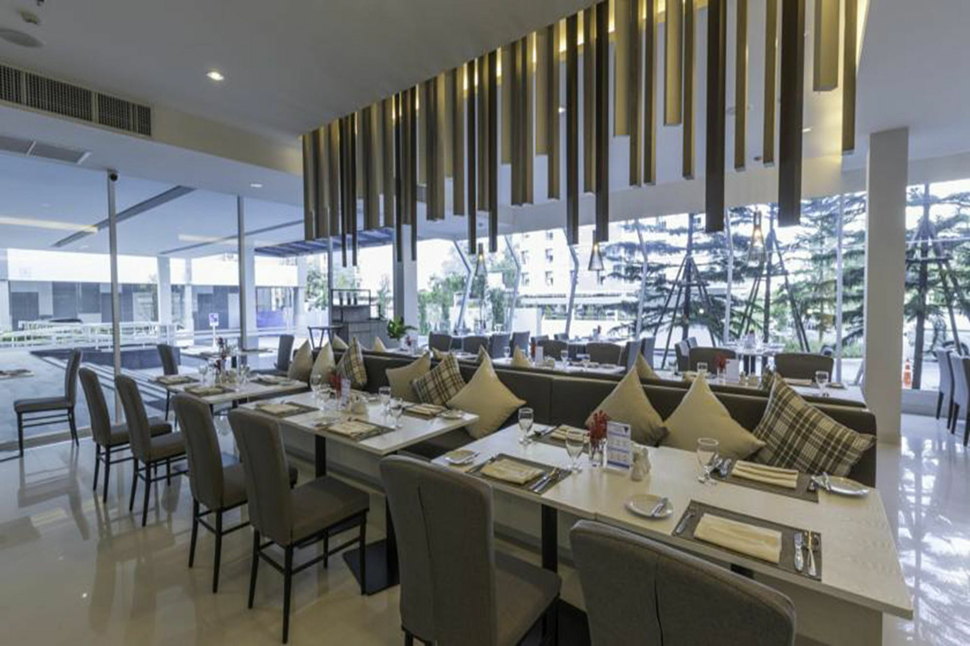 Kantary Hotel And Serviced Apartment, Amata, Bangpakong Ban Tamru Kültér fotó